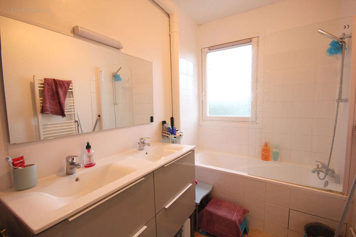 Appartement à MAUREPAS