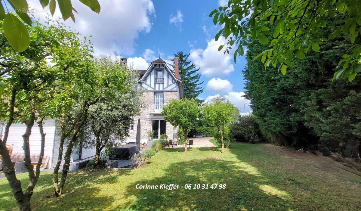 Maison à FREPILLON