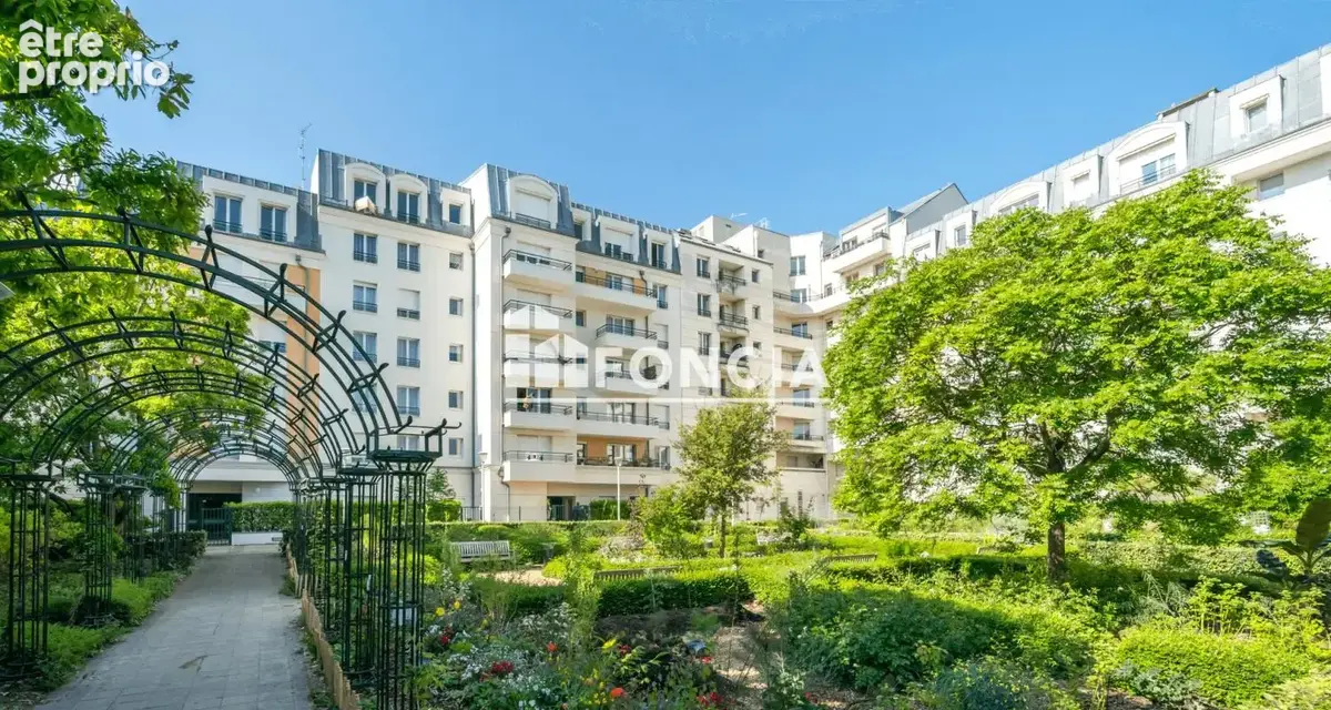 Appartement à BOURG-LA-REINE
