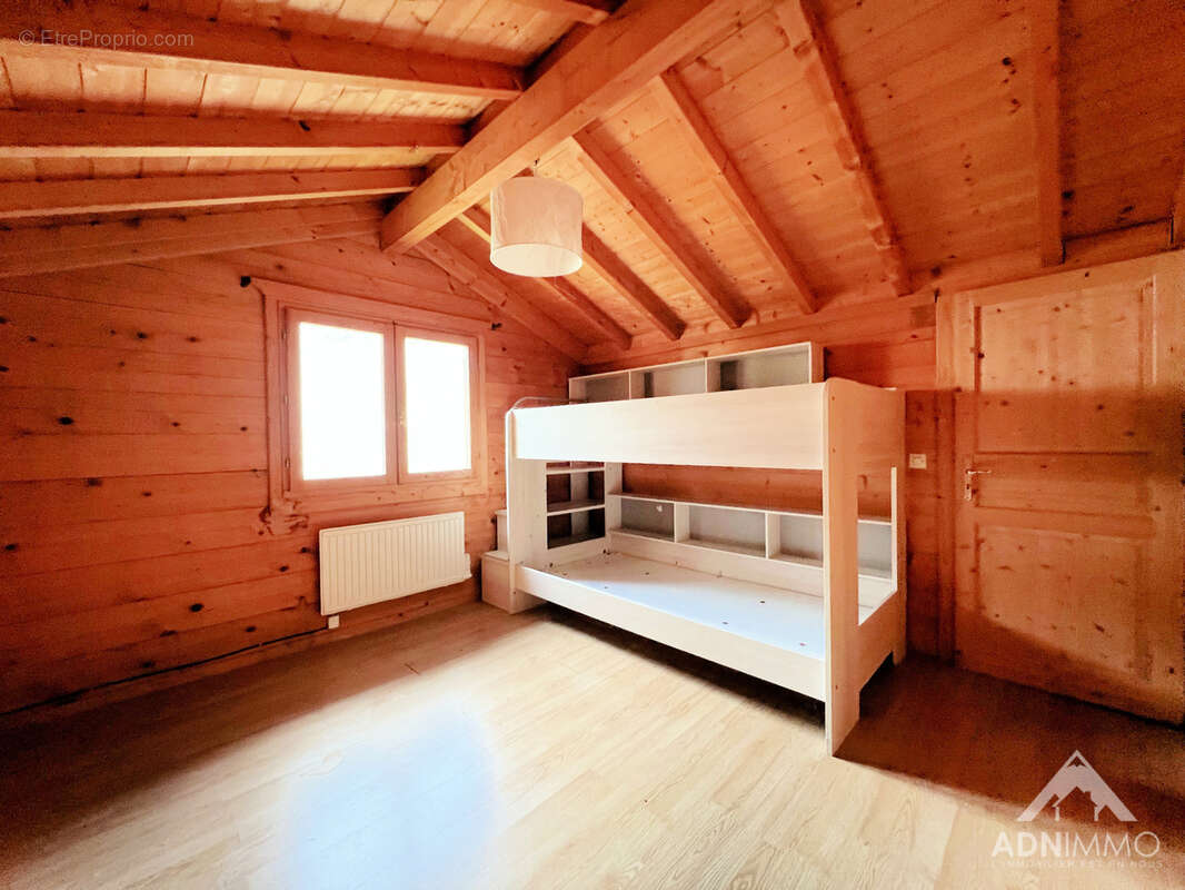 Maison à THOIRY