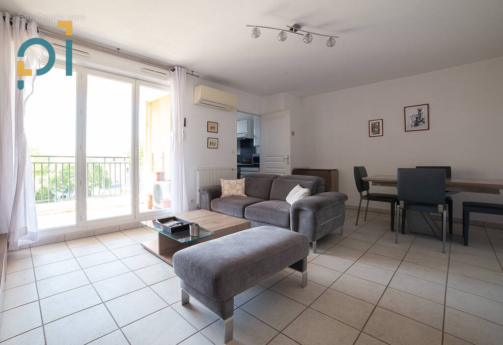 Appartement à LAMBESC