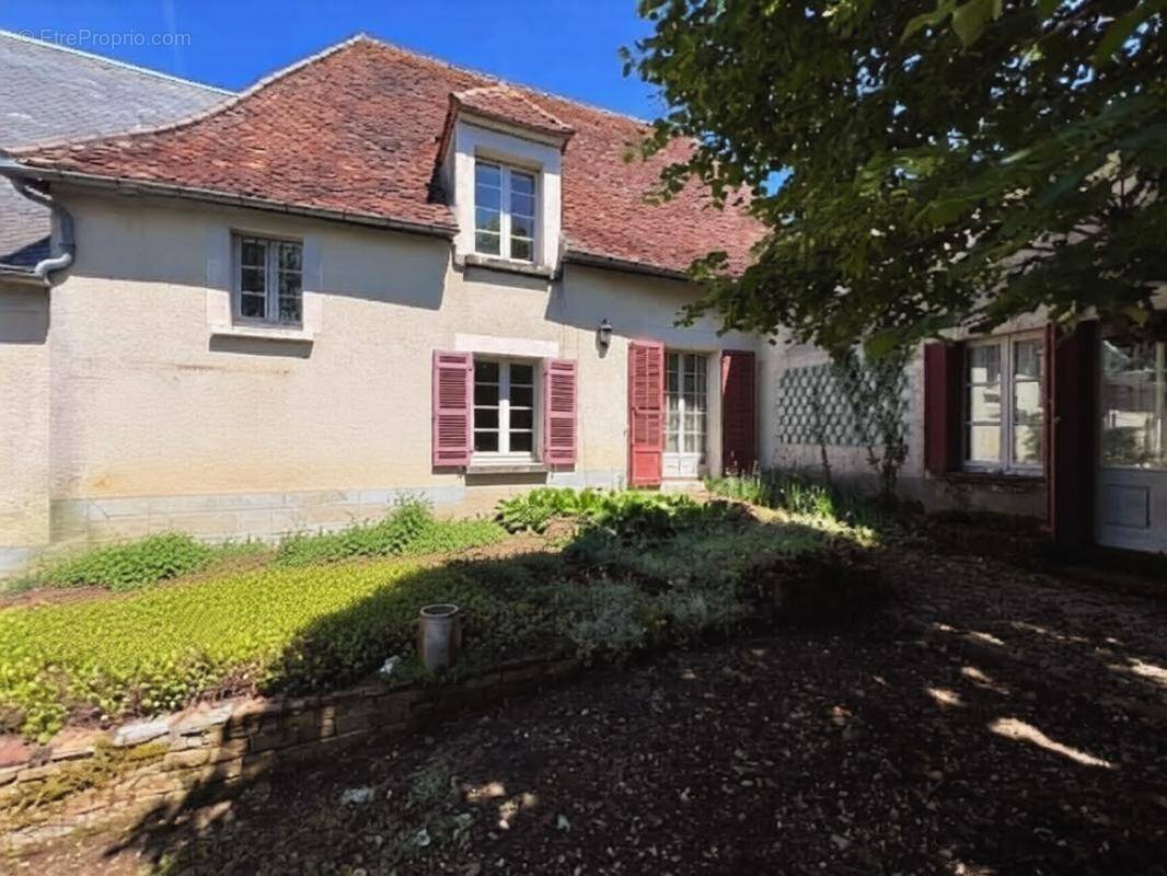 Maison à SAINT-SULPICE-D'EXCIDEUIL