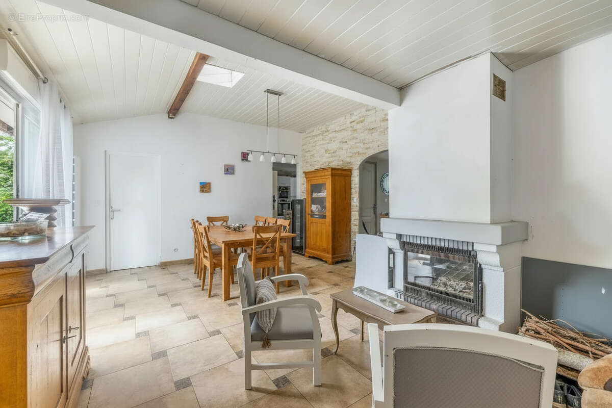 Maison à CANEJAN