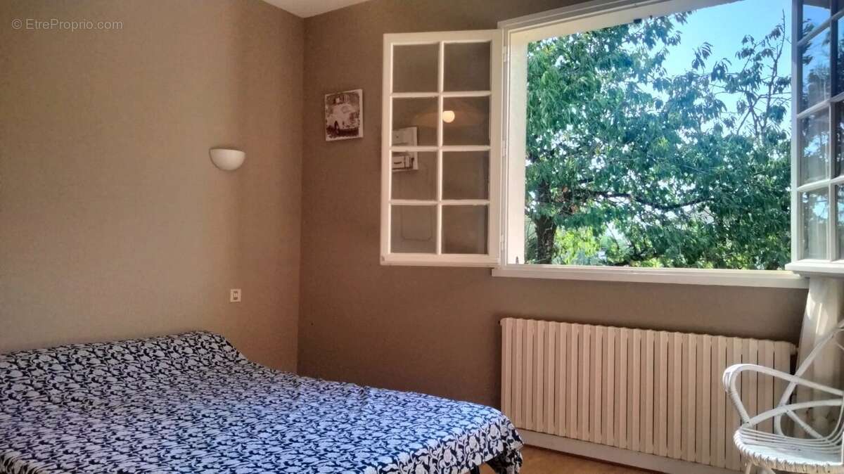 Pavillon 115m2, 2 mns de Vouillé(800m2 terrain) - photo 17