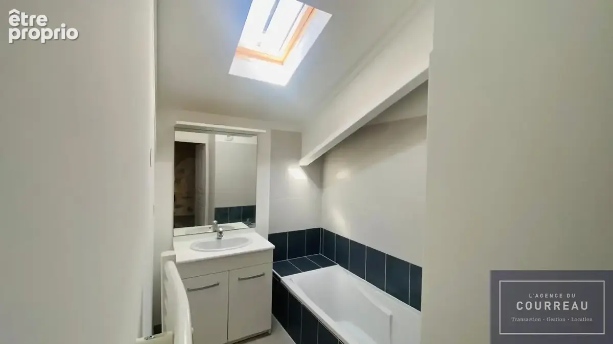 Sète   duplex de charme rénové de 154 m2 avec vue sur le mont saint-clair - photo 13