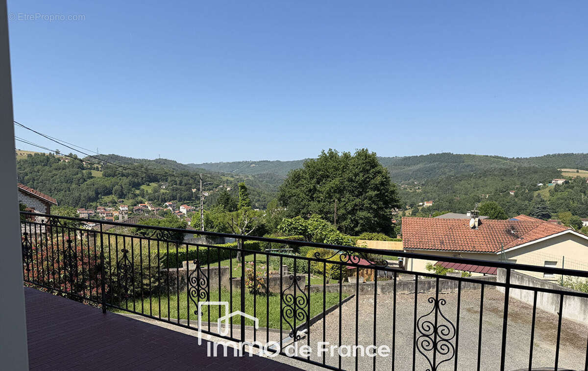 Sur le GR65-Maison T5 avec grand sous-sol-EXCLUSIVITE - photo 8