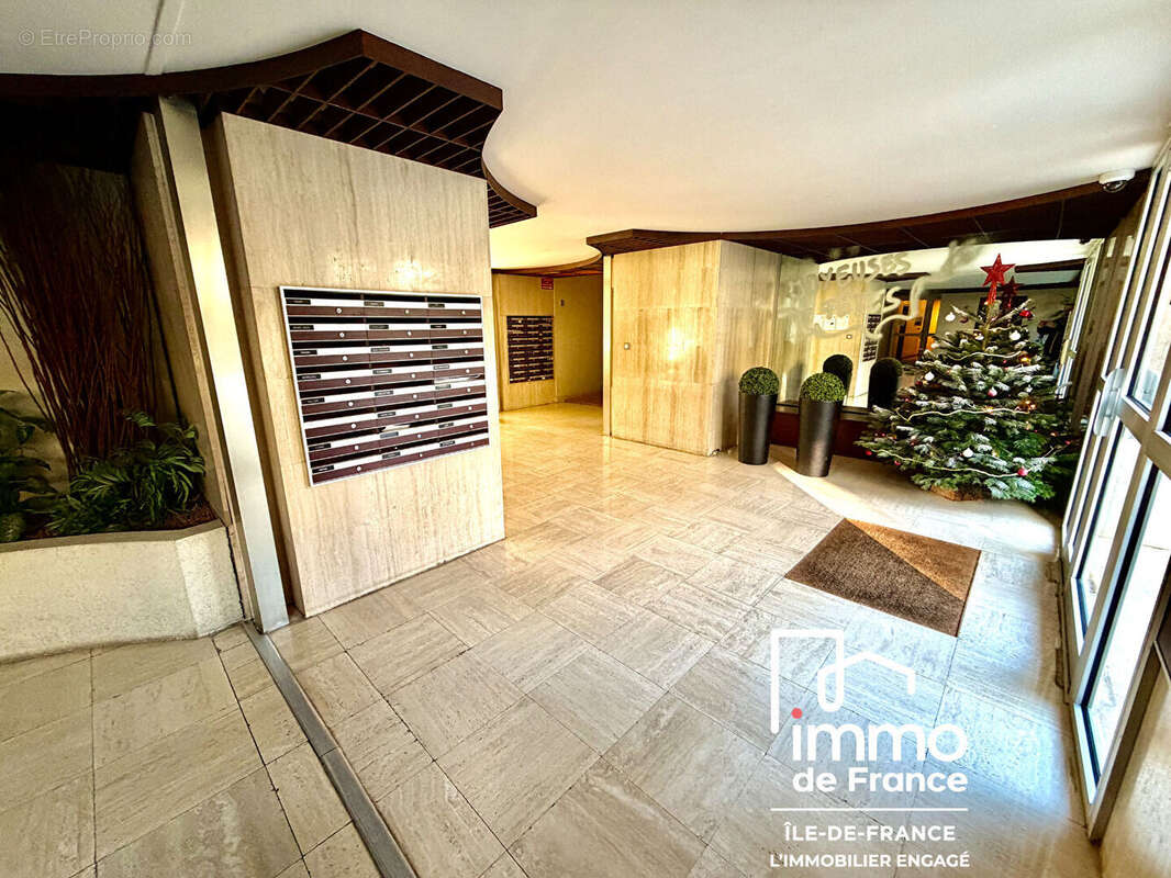 Appartement à VERSAILLES