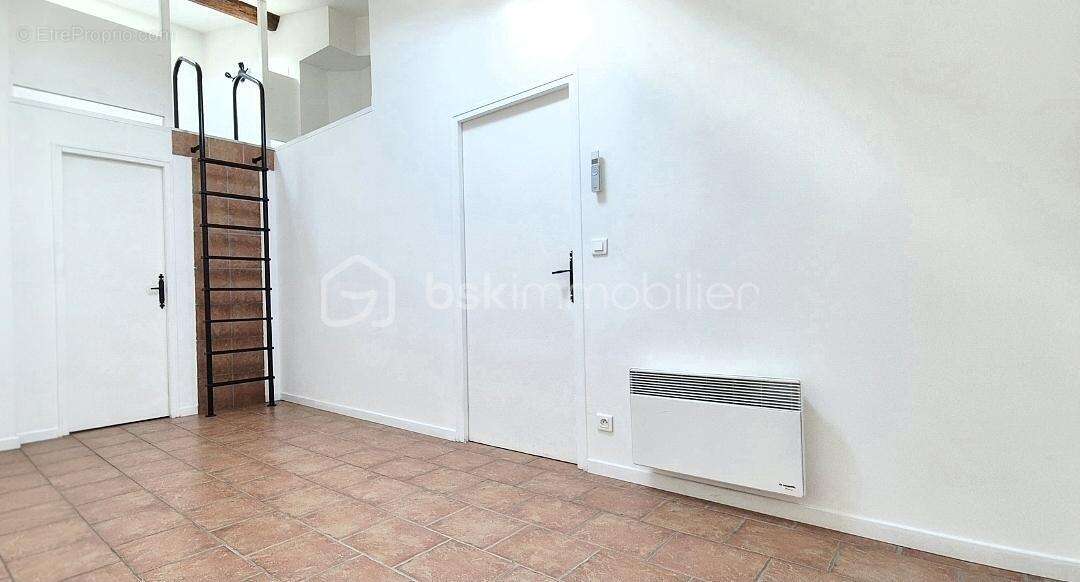 Grand t2 de 62m² avec mezzanine--tout a pied--faibles charges--bon classement dpe - photo 5
