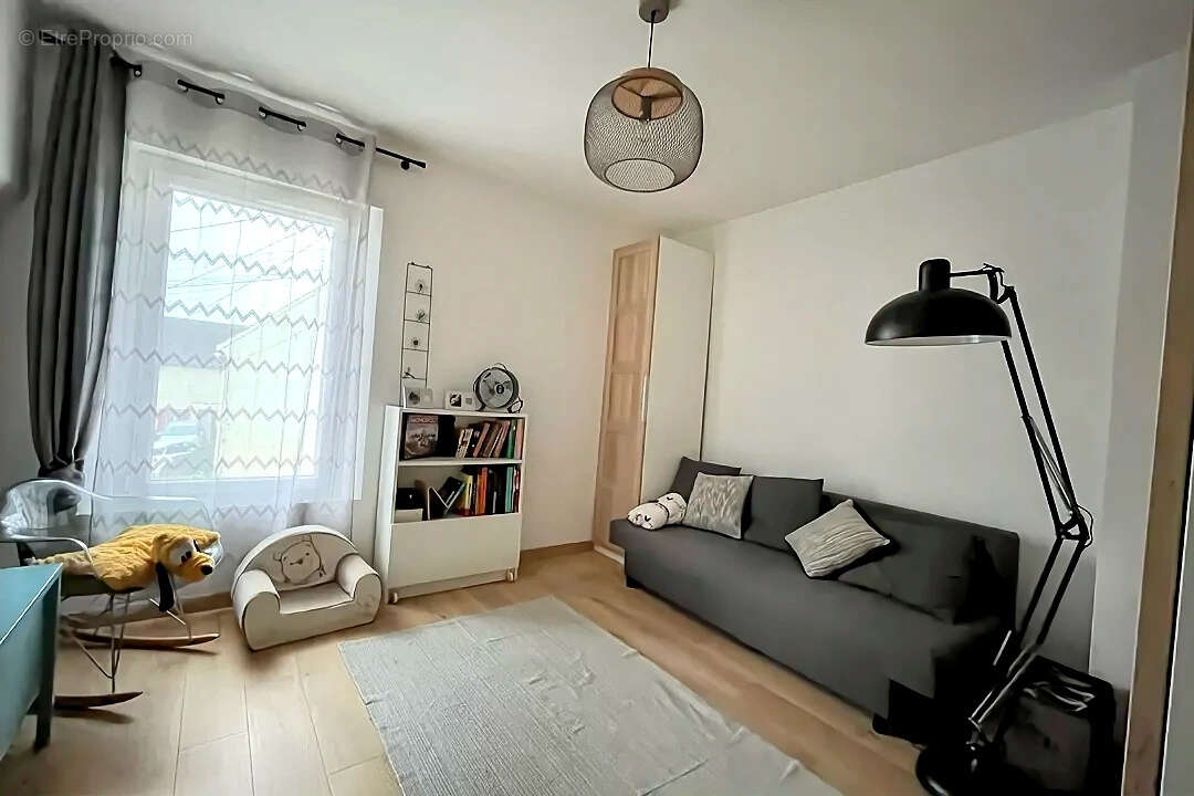 Maison à VILLIERS-SUR-MORIN