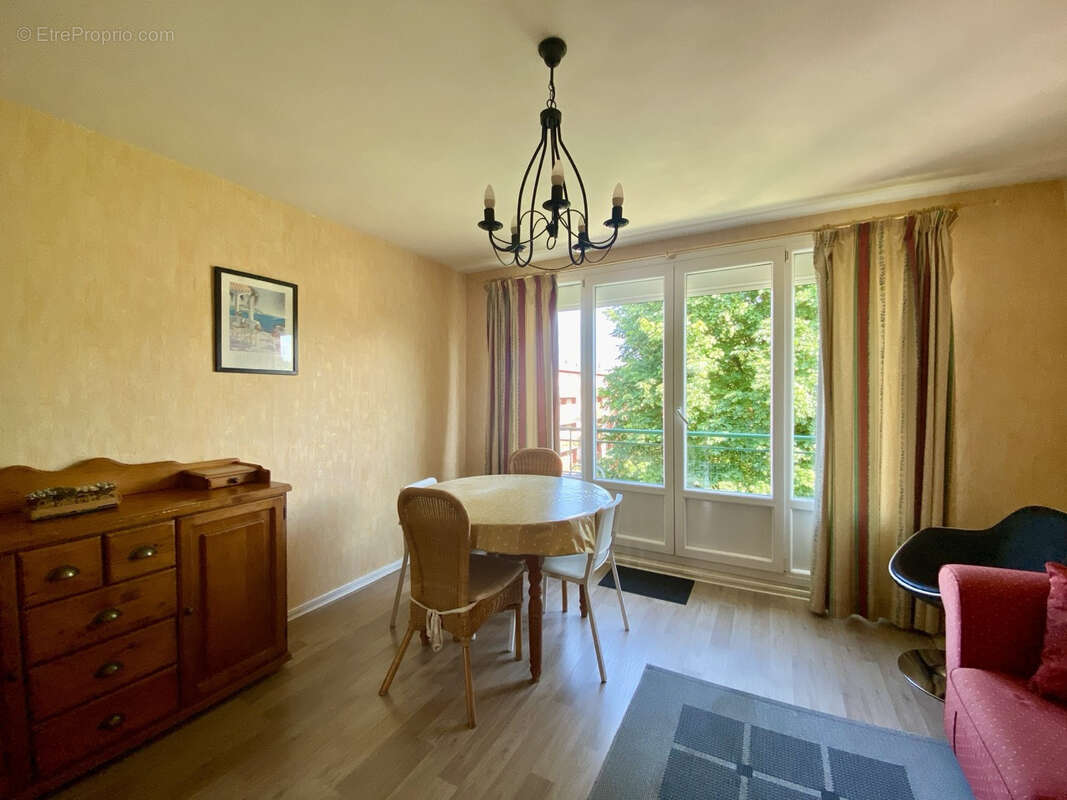 Appartement à ROUSIES