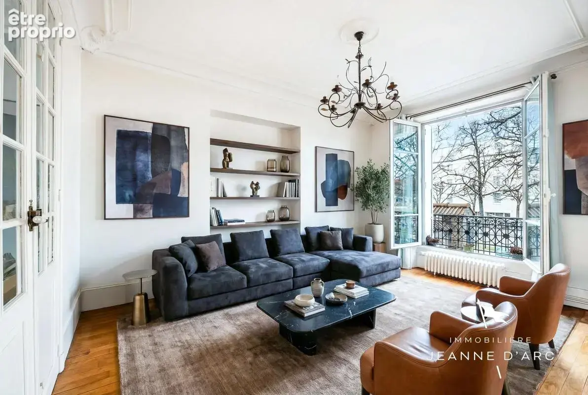 Versailles - place de la loi - maison de 238 m² au sol - 7 chambres - jardin - garage - photo 9