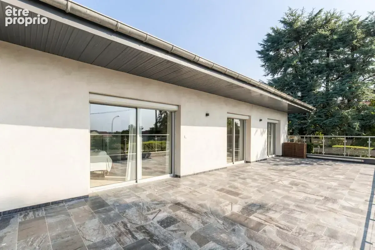 Maison 7 pièces 285 m² à vendre à Corbas (69960) - photo 4