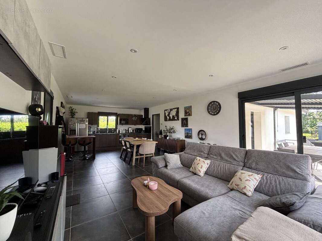 Maison 105 m² à Belhade  - photo 2