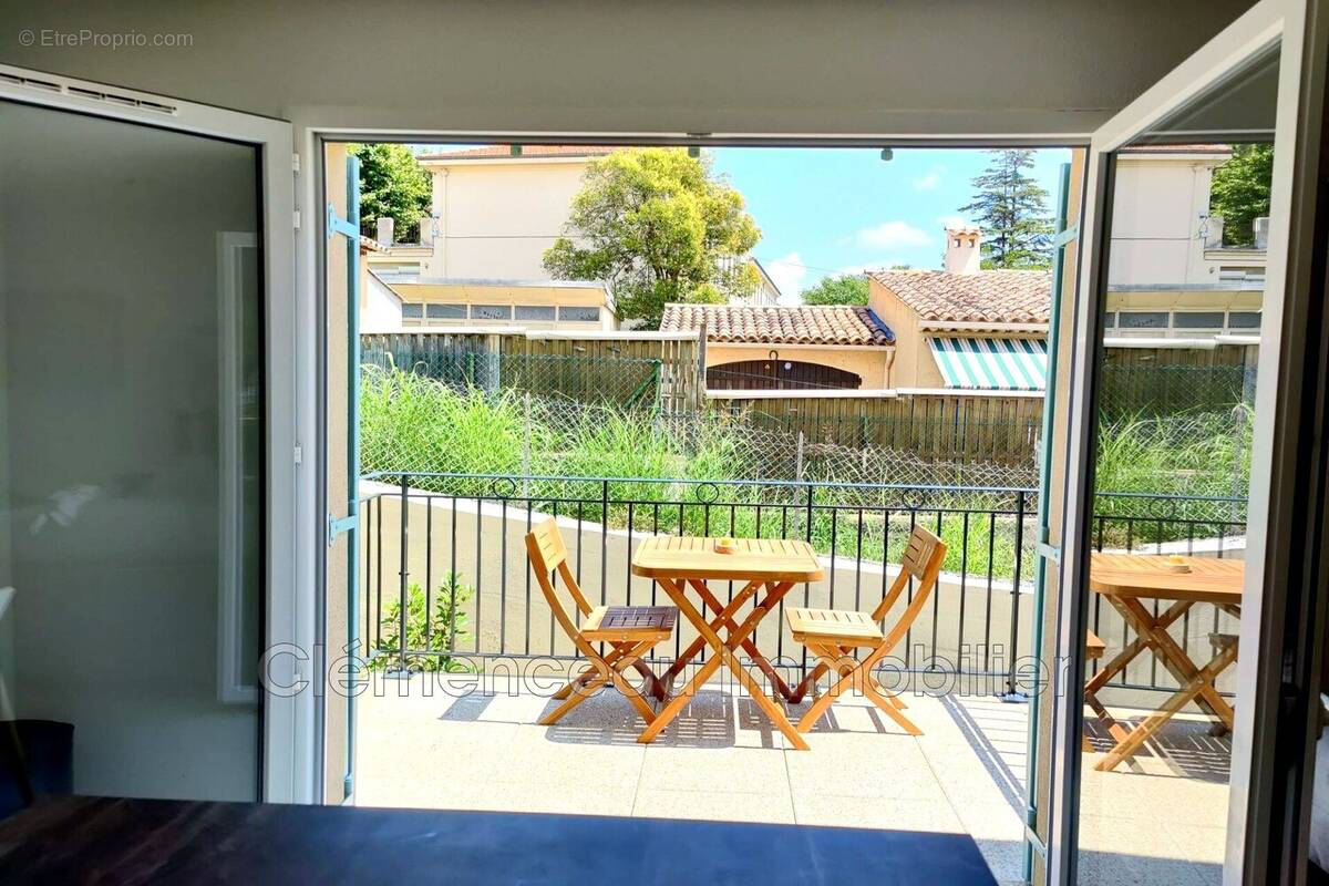 Appartement à LA COLLE-SUR-LOUP