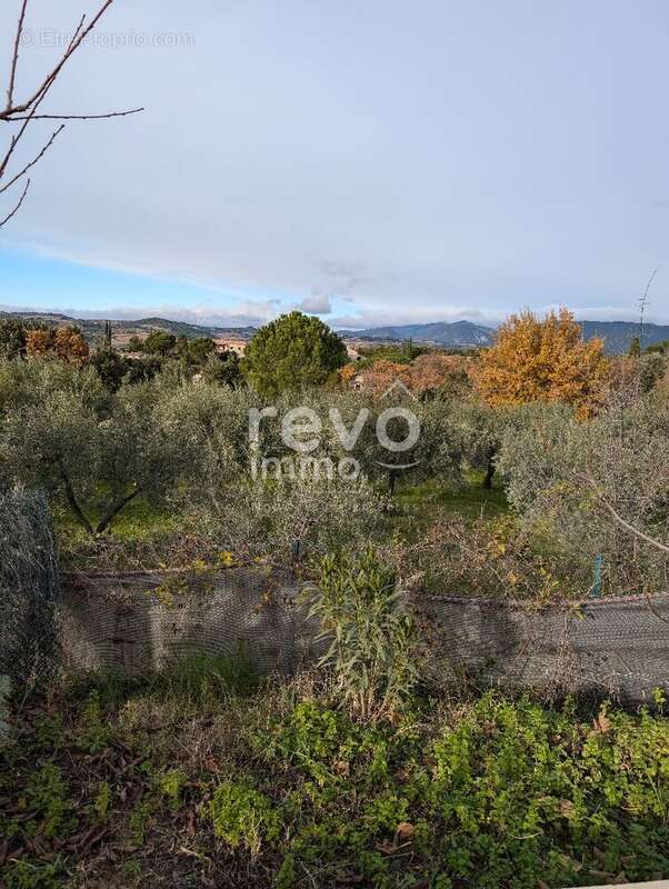 Maison à MIRABEL-AUX-BARONNIES