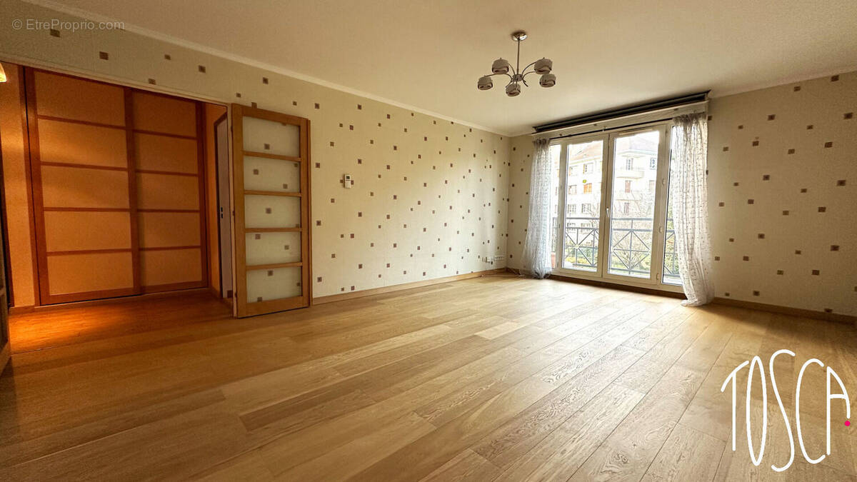 Appartement à THIAIS