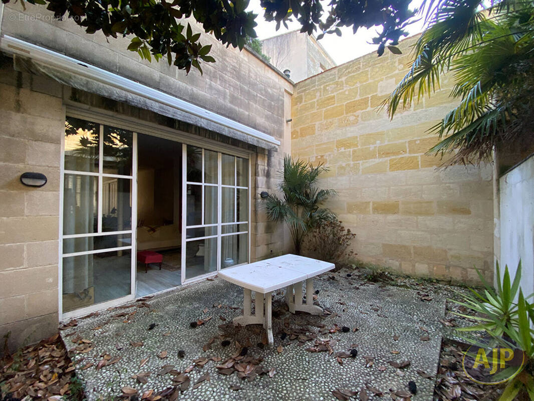 Appartement à BORDEAUX