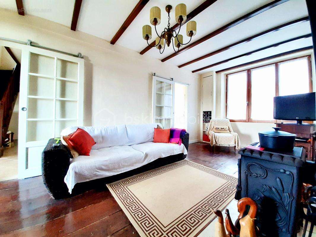 Maison 6 pièces 143 m² - photo 3