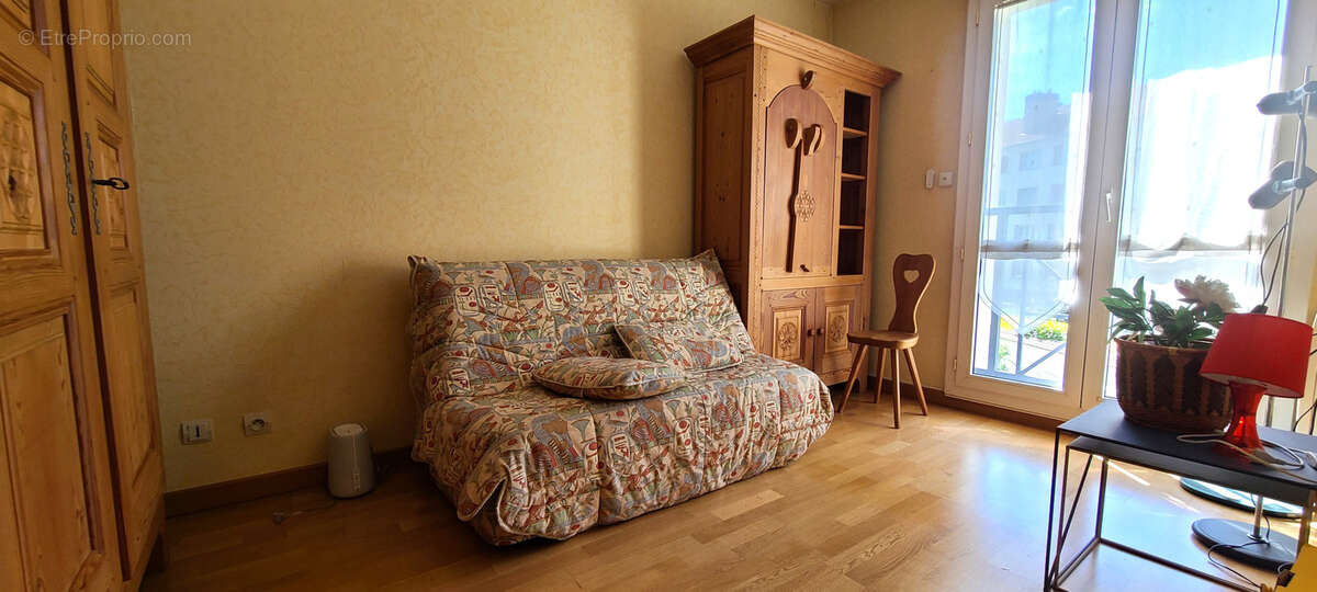 Appartement à THIAIS