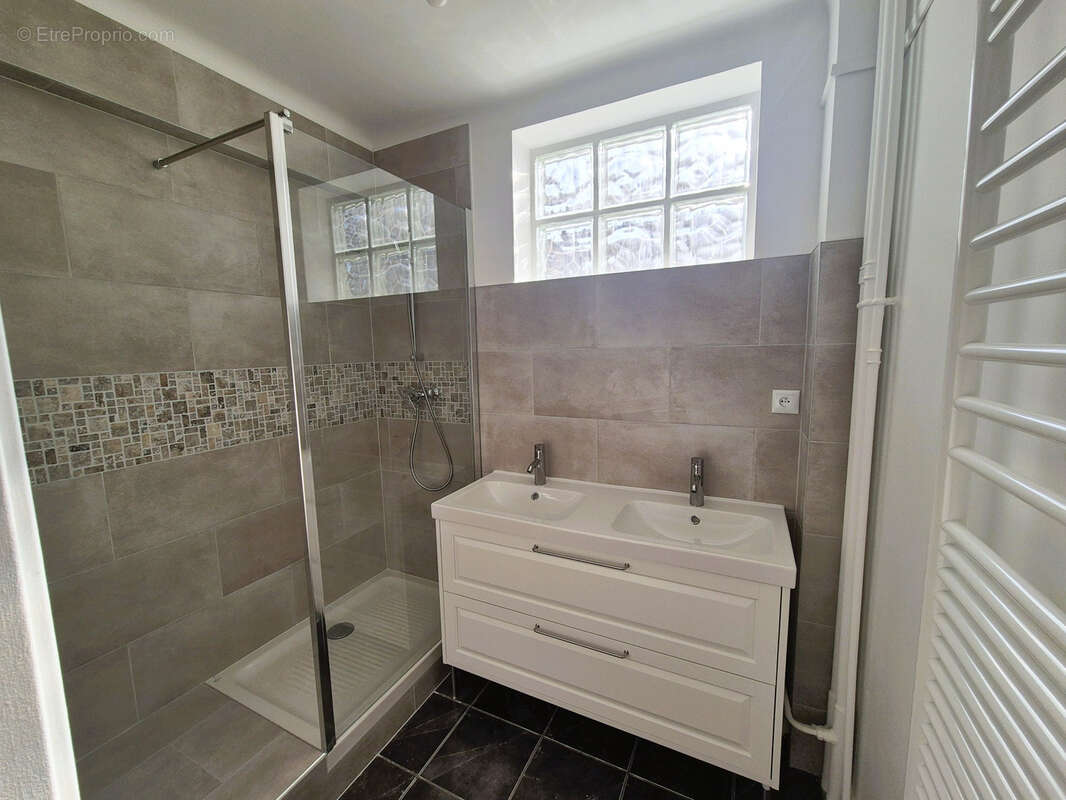 Appartement à NOGENT-SUR-MARNE