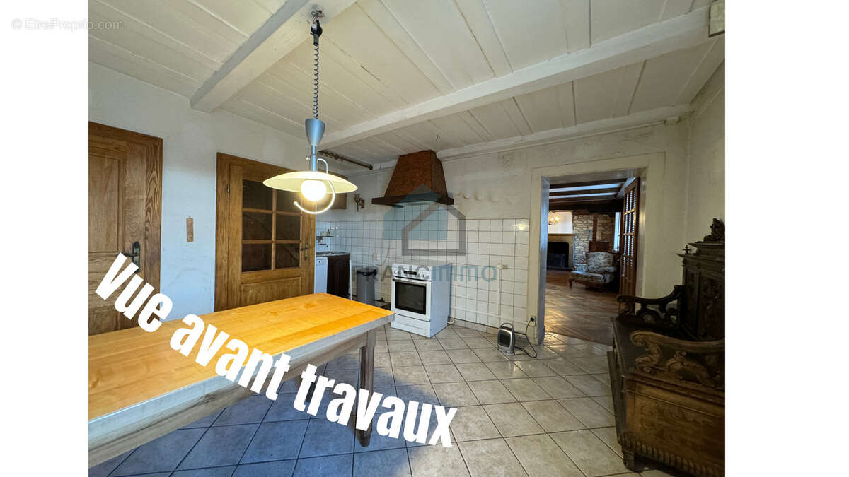 Appartement à CHARMAUVILLERS