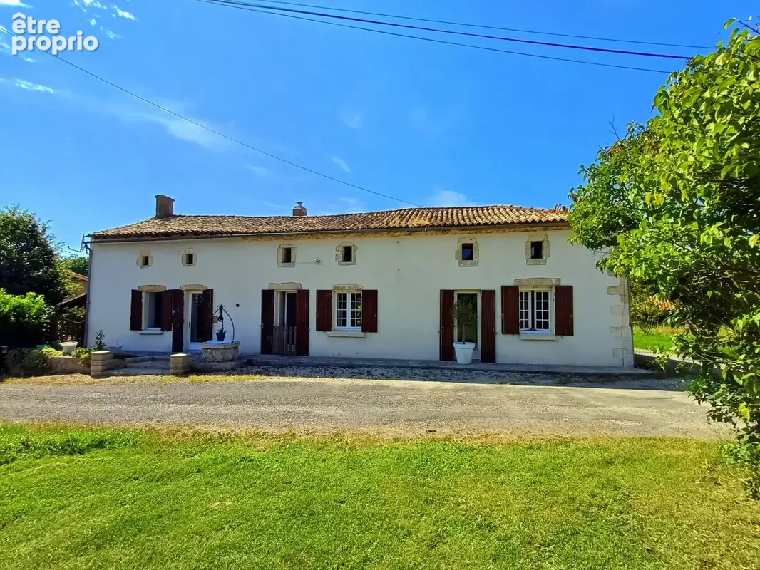 Maison à SAINT-BONNET-SUR-GIRONDE