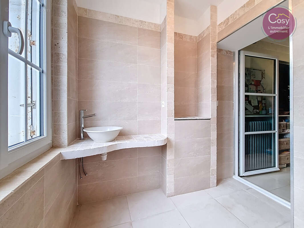 Maison à VIC-SUR-AISNE