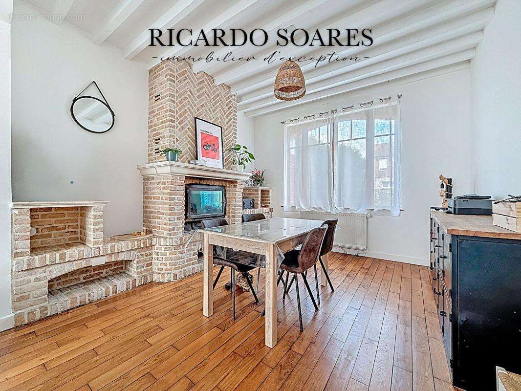 Maison à PONT-SAINTE-MAXENCE