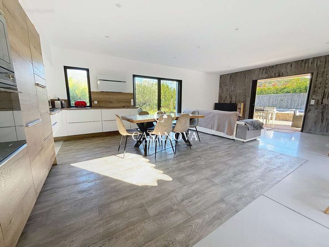 Maison à CLERMONT-L'HERAULT