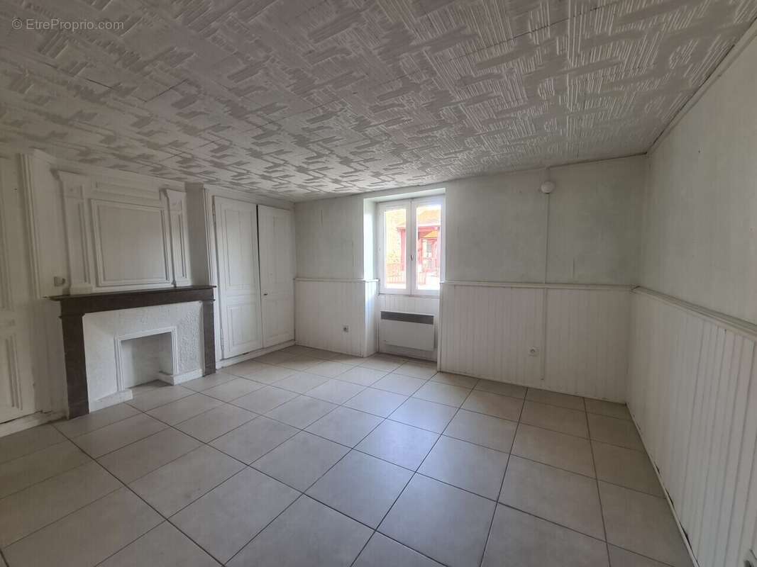 Appartement à SAINT-JEAN-DE-TOUSLAS