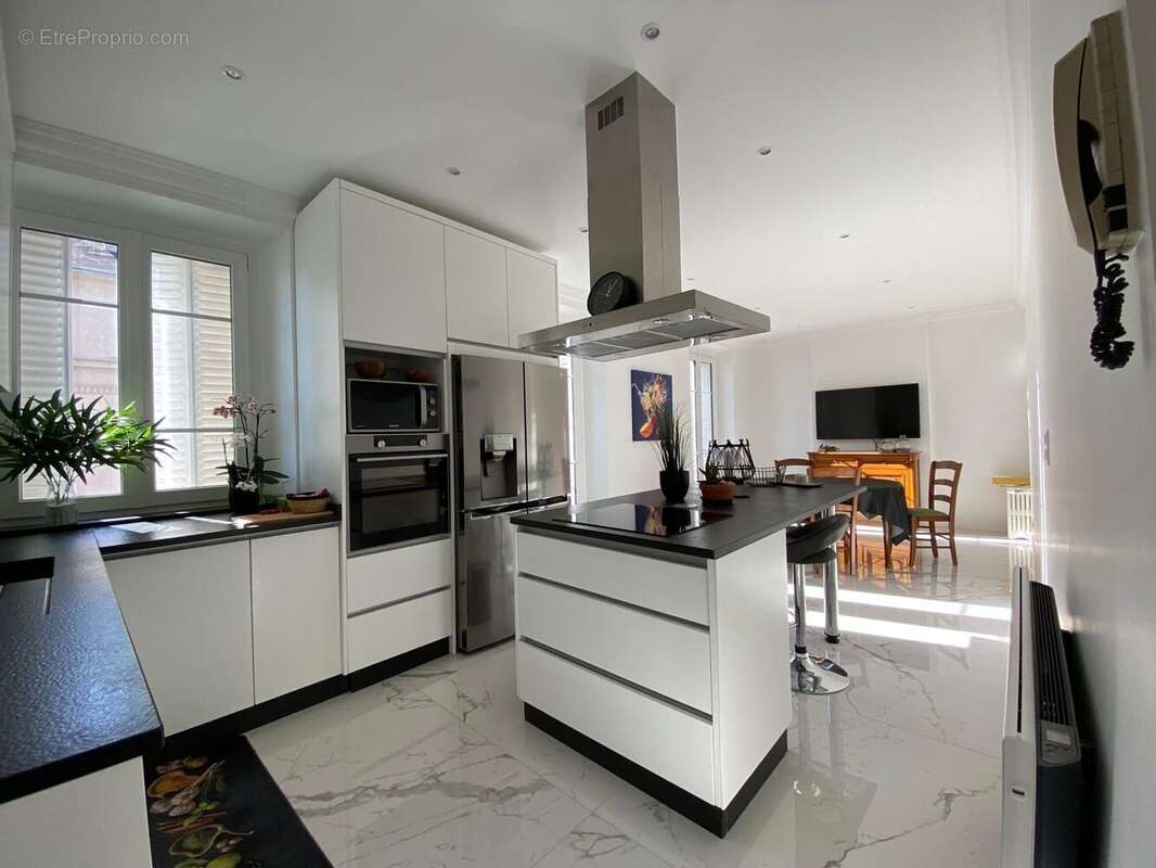 Appartement 119 m² à Limoges  - photo 9