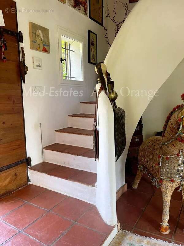 Maison à LA GARDE-FREINET