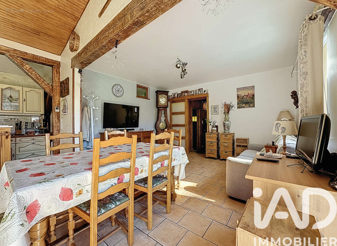 Photo 8 - Maison à SALINS