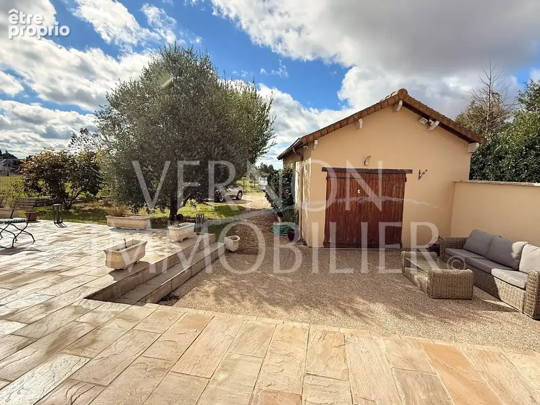 Maison 6 pièces 207 m² à vendre à Vernon (27200) - photo 5