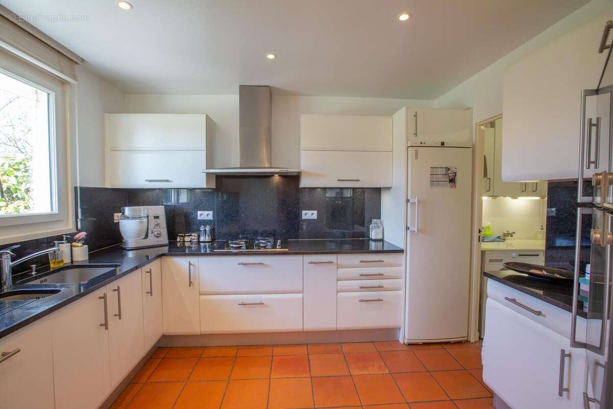 Photo 6 - Maison à LE MESNIL-SAINT-DENIS