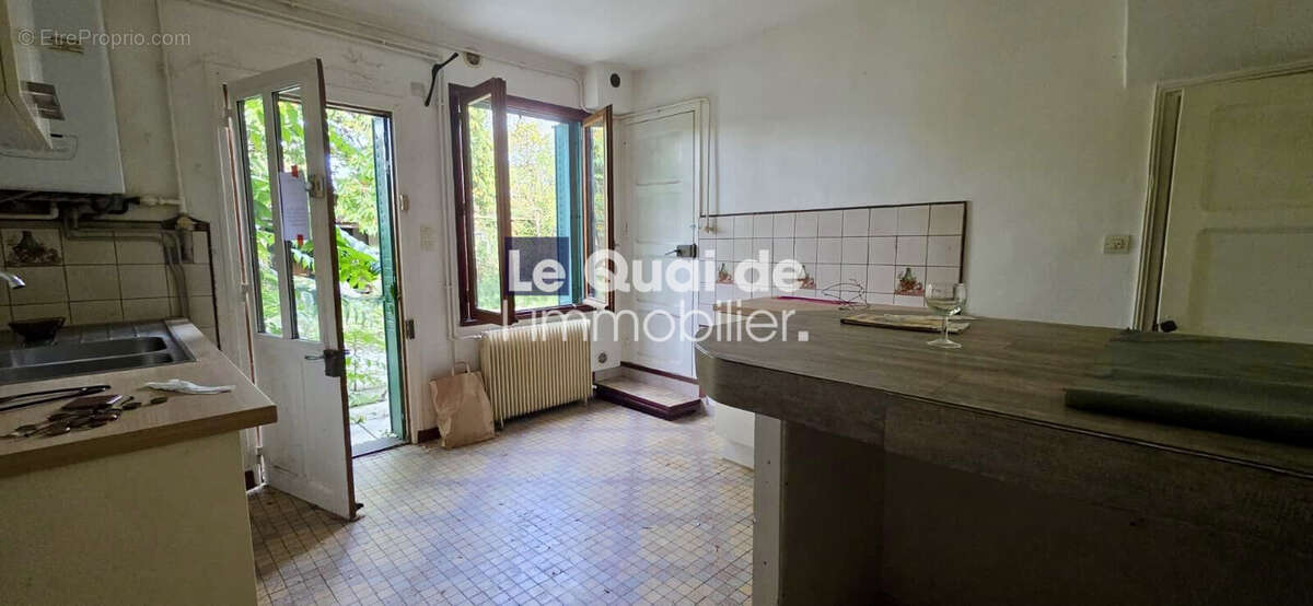Maison 184 m² à Echirolles  - photo 4