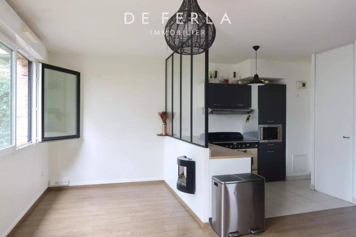 Appartement à ISSY-LES-MOULINEAUX