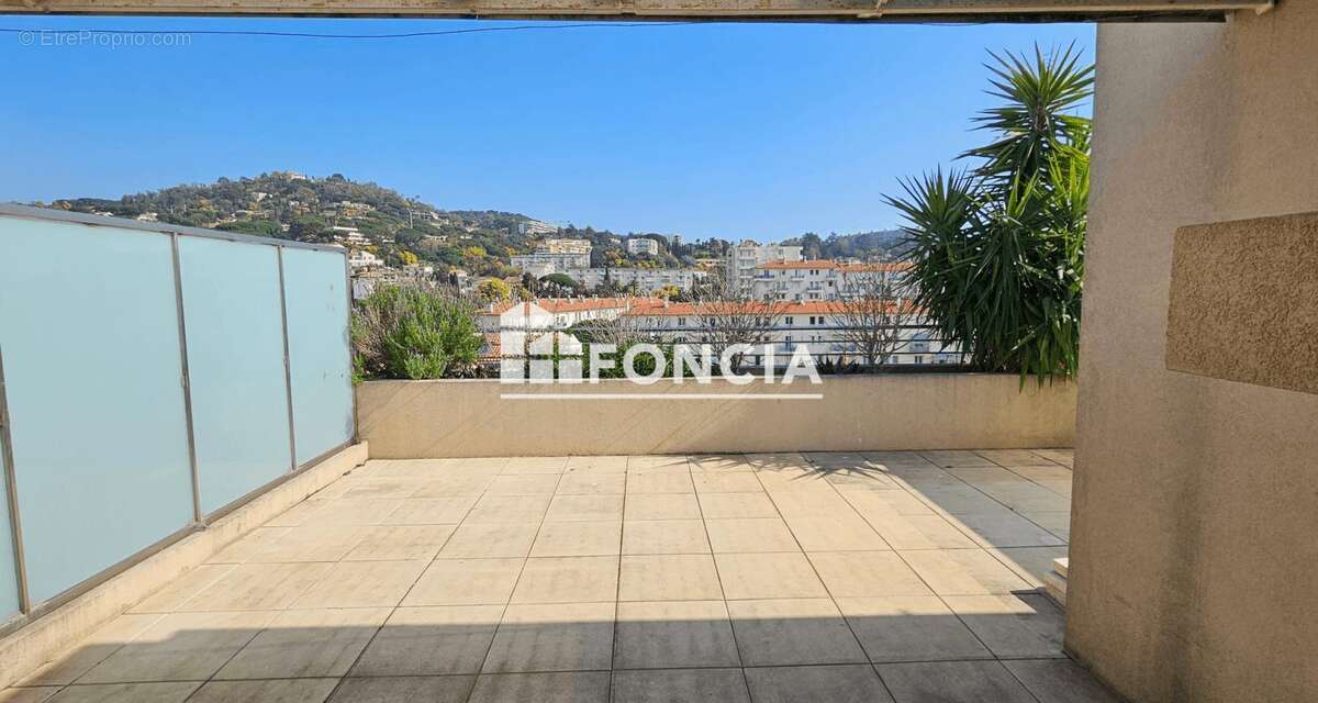 Appartement à CANNES
