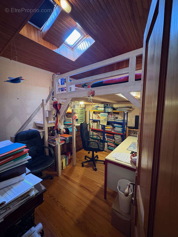 Maison à SAINT-ETIENNE-SUR-USSON