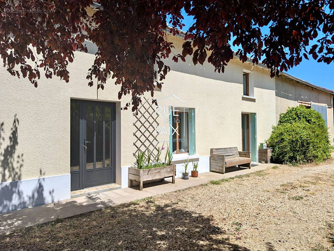 Maison à CHAMPIGNY-LE-SEC