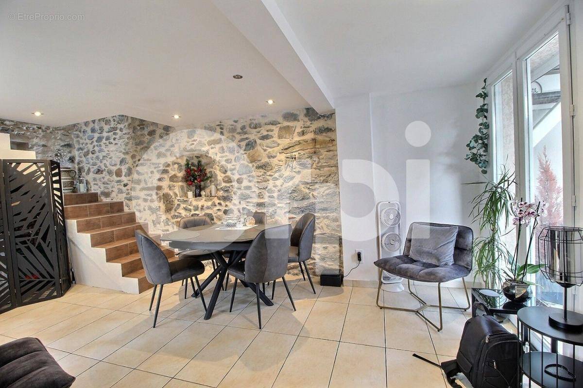 Appartement à MESSERY