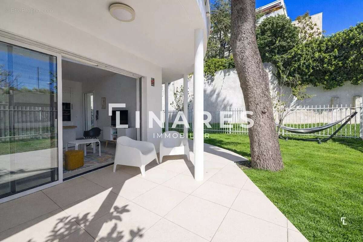 Appartement à MARSEILLE-8E