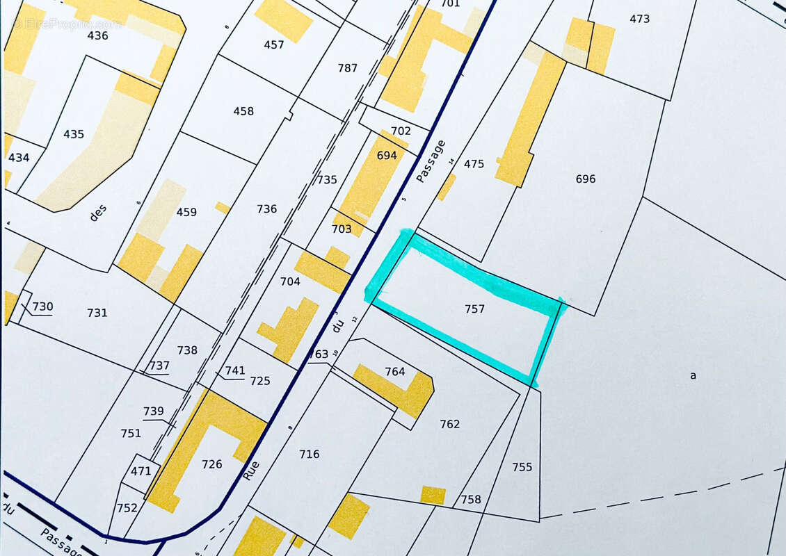 Terrain à PONT-ARCY