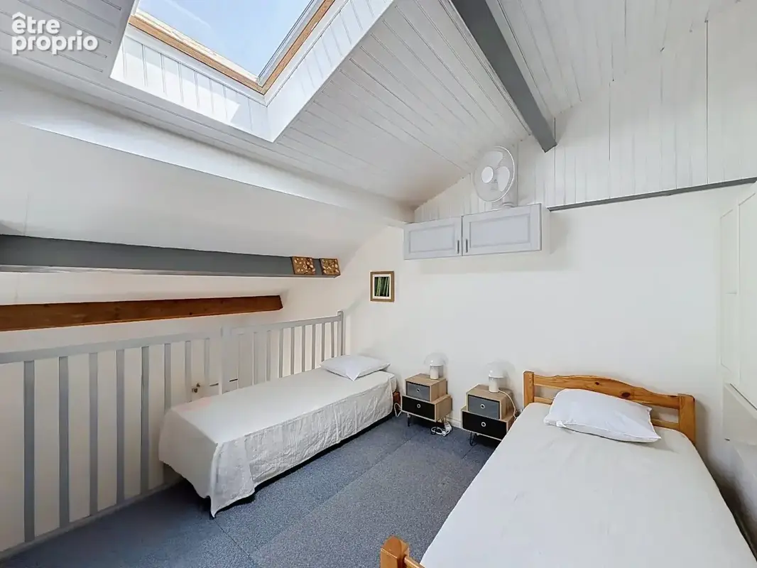 Appartement T3 vue mer et collines - photo 8
