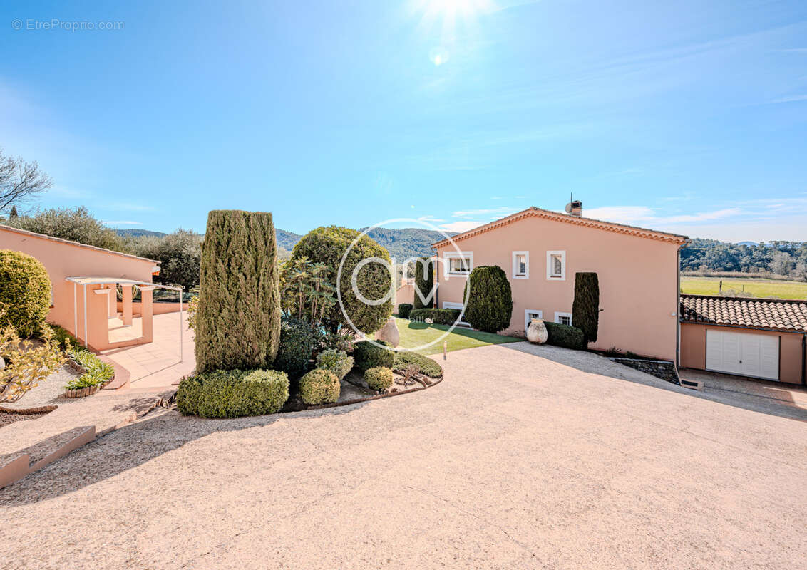 Maison à PIERREFEU-DU-VAR