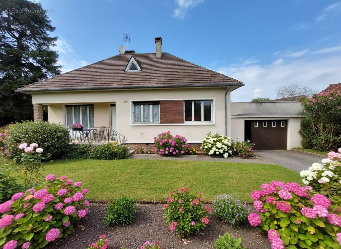 Maison à VOUVRAY-SUR-LOIR
