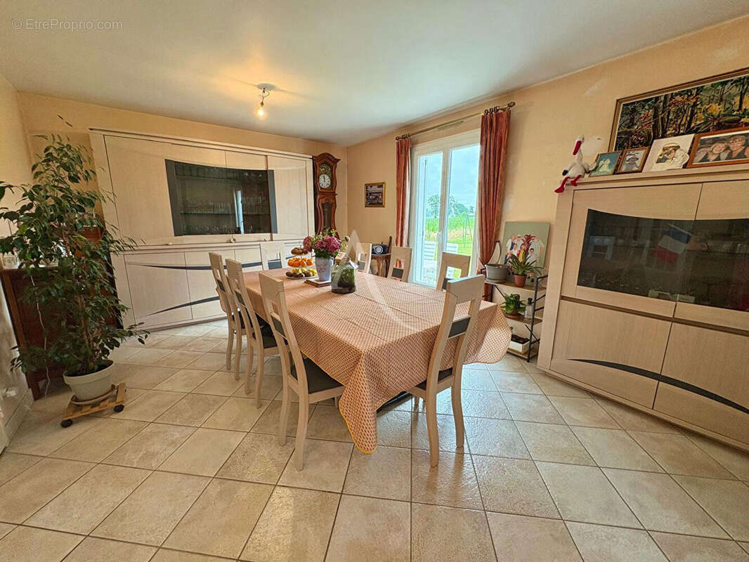 Maison à VITRY-AUX-LOGES
