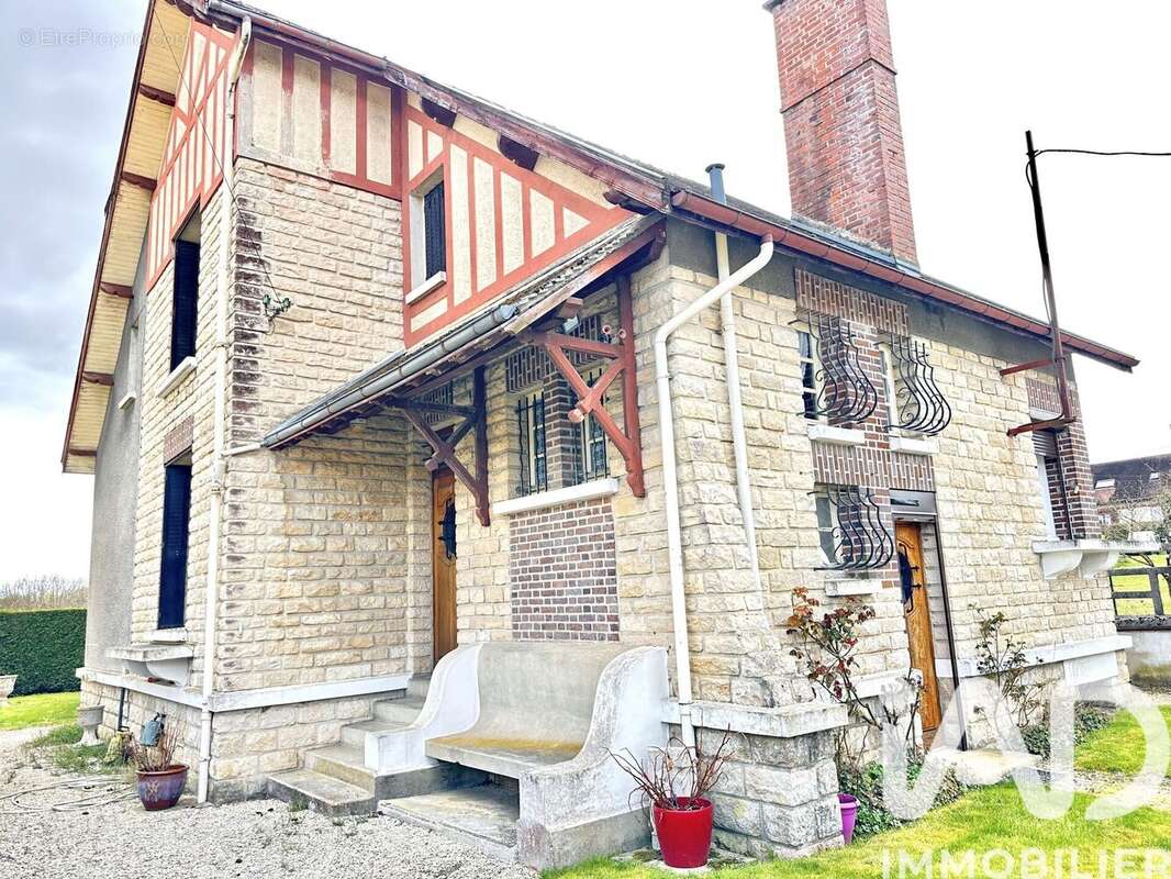 Photo 1 - Maison à MUSSY-SUR-SEINE