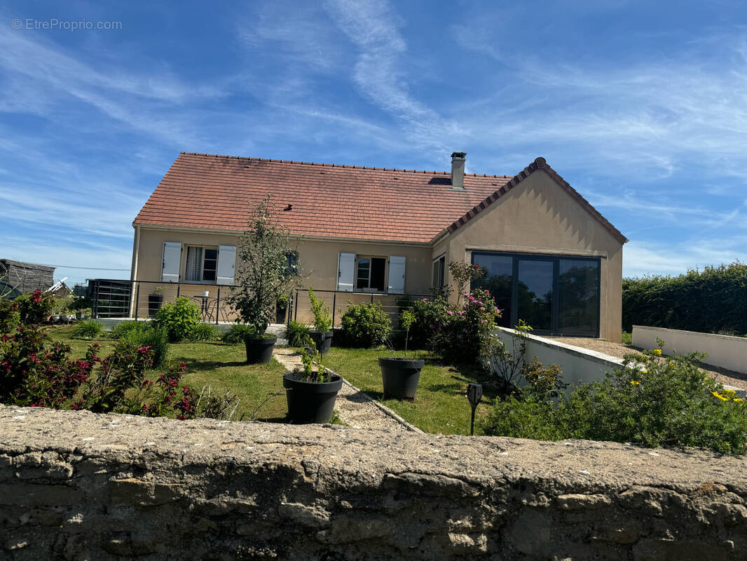 Maison à COUTARNOUX