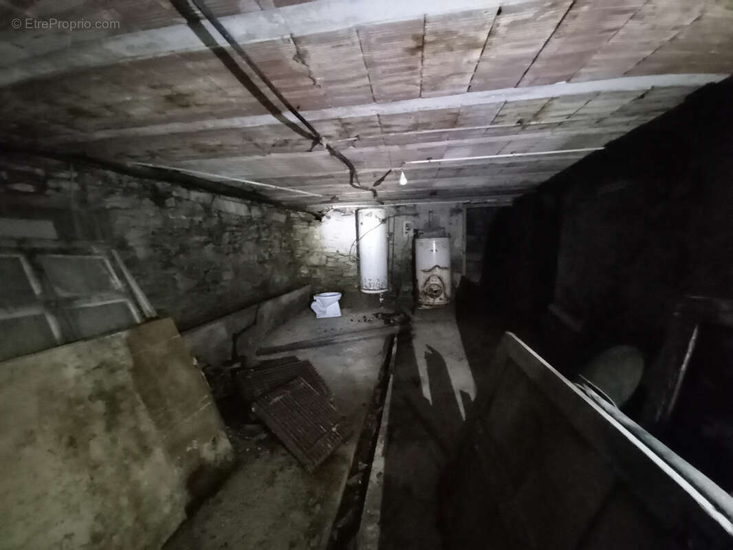 Unique ! ancienne Ferme à rénover sur 15Ha de patures et bois . - photo 38